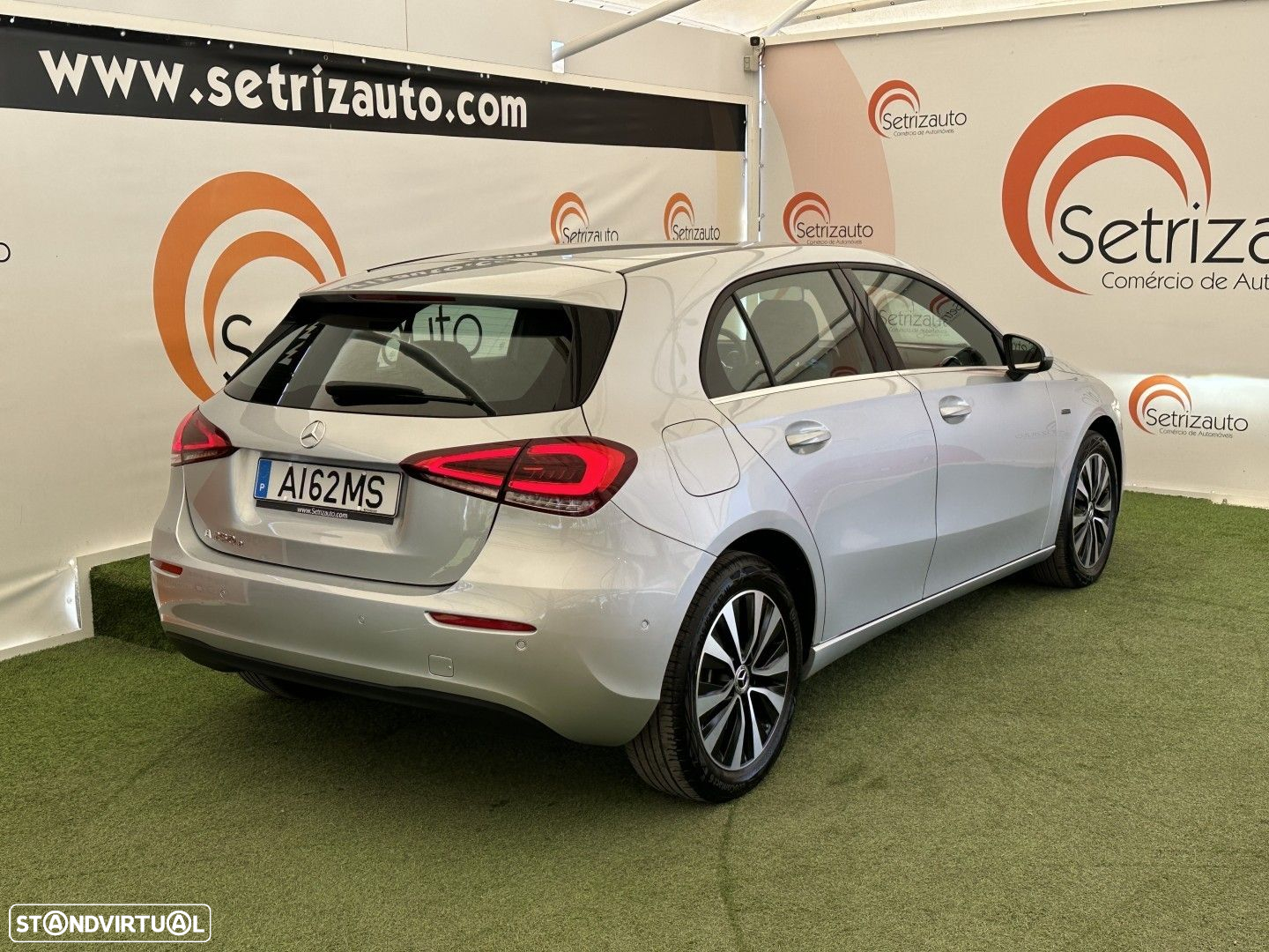 Mercedes-Benz A 250 e Style Plus - 5