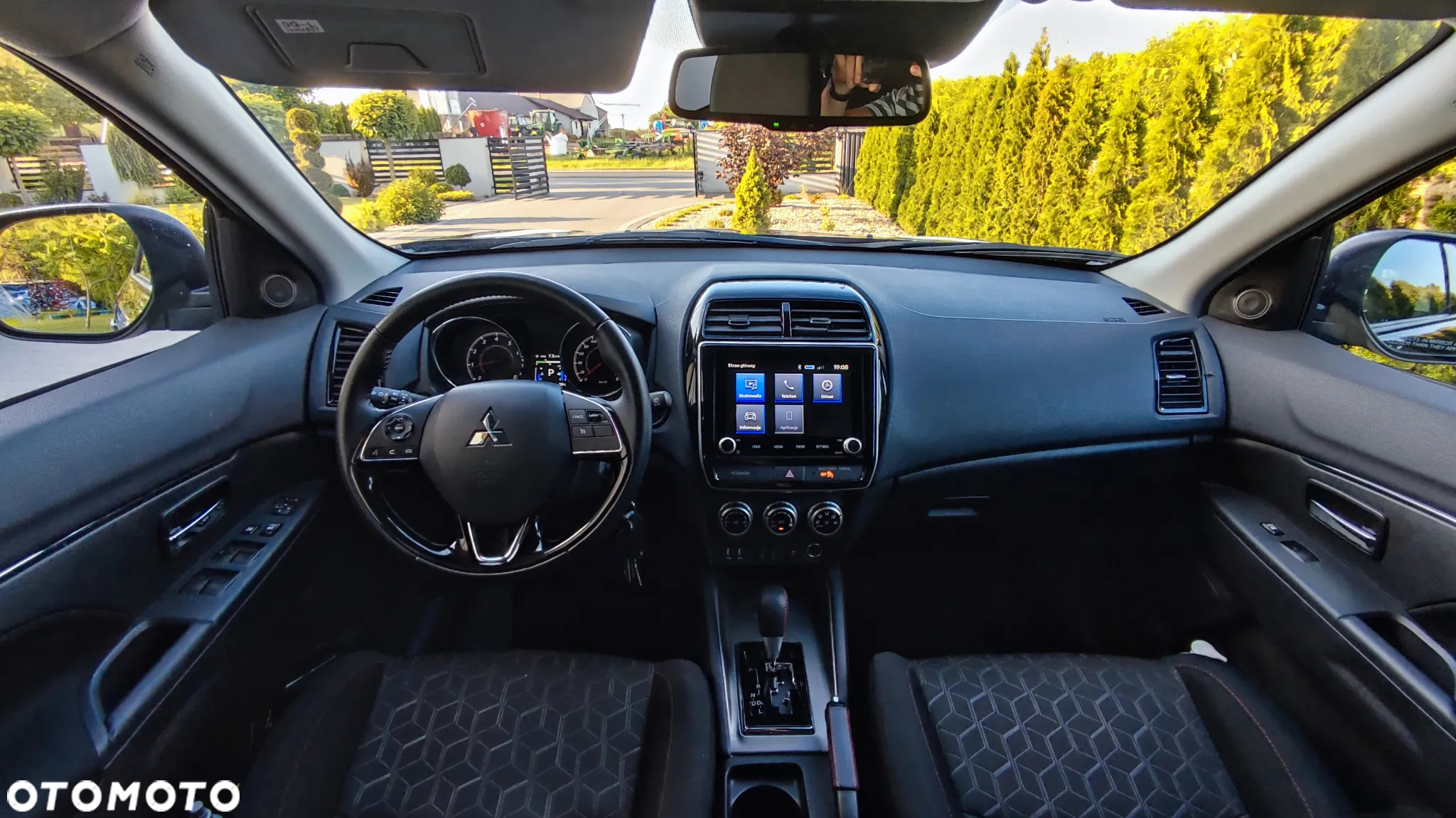 Mitsubishi ASX - 9