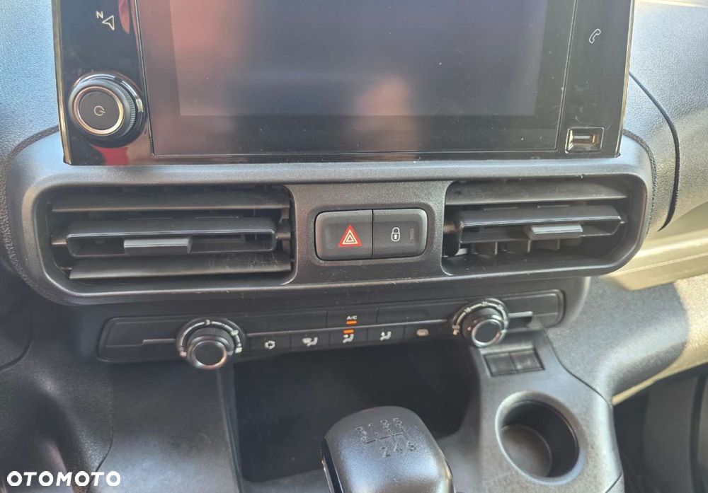 Toyota Proace City - 19