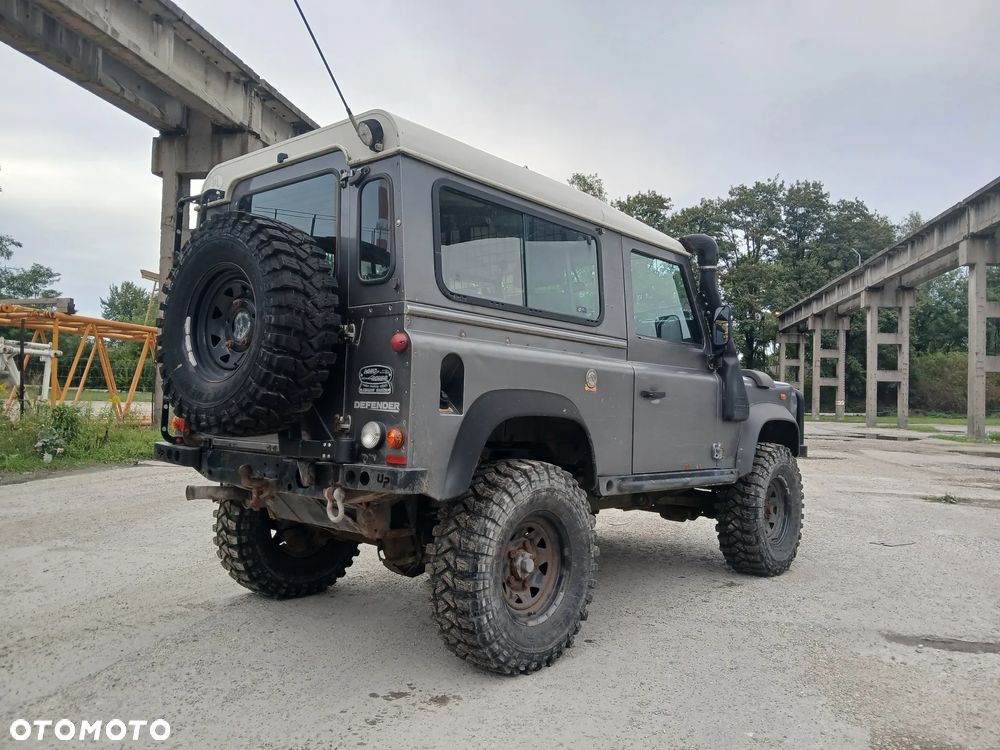 Land Rover Defender 90 2.4 TD4 S - 2