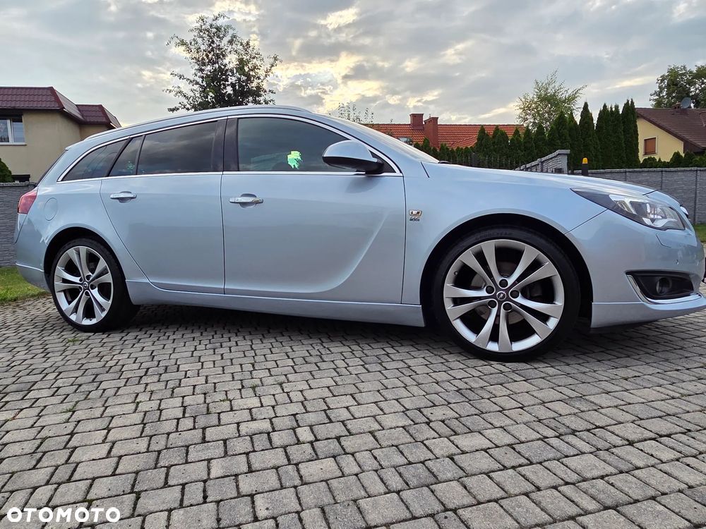 Opel Insignia 2.0 CDTI 4x4 ecoFLEX Start/Stop Business Innovation - 16