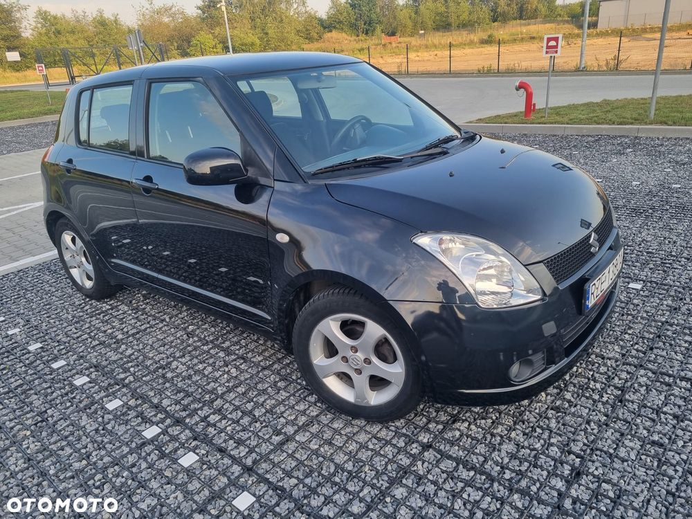 Suzuki Swift 1.3 Comfort - 2