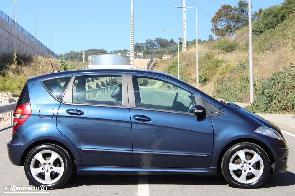 Mercedes-Benz A 150 Avantgarde Automatic - 10