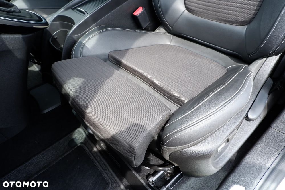 Renault Scenic dCi 110 EDC Bose Edition - 29