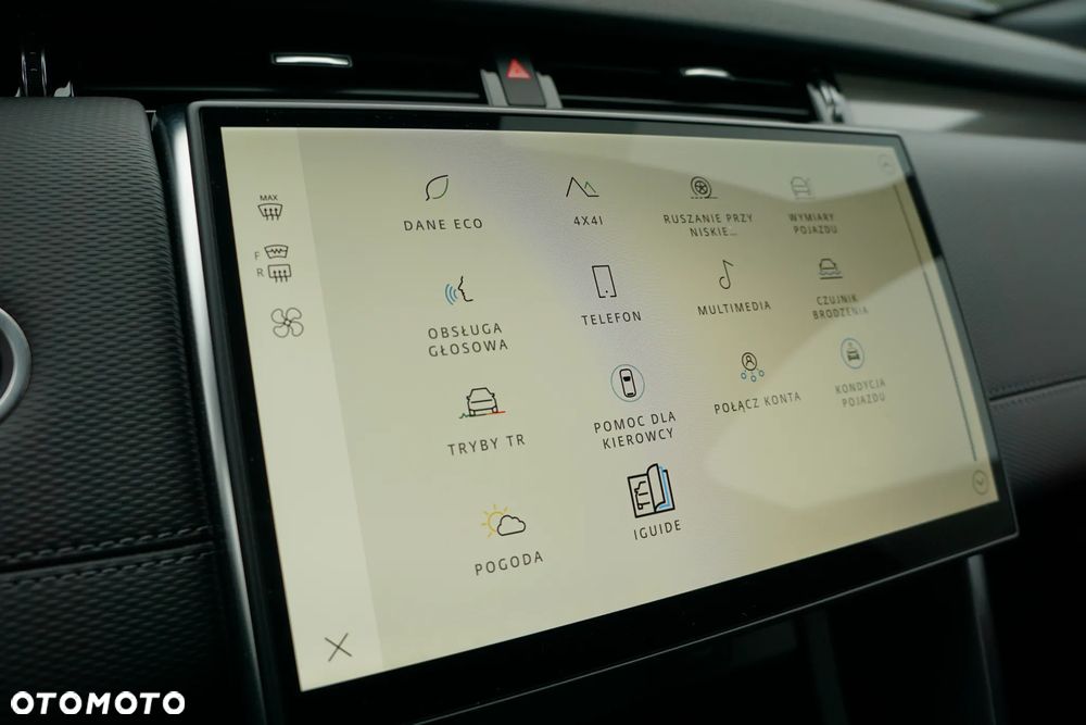 Land Rover Discovery Sport D200 - 28