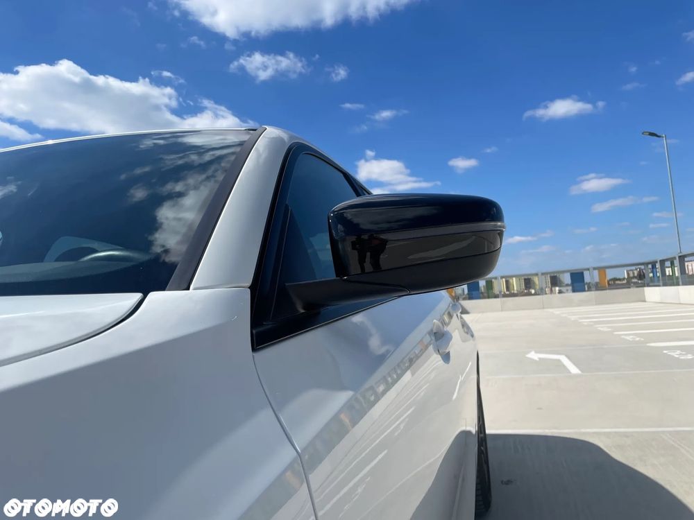 BMW Seria 3 320i xDrive Sport Line sport - 19