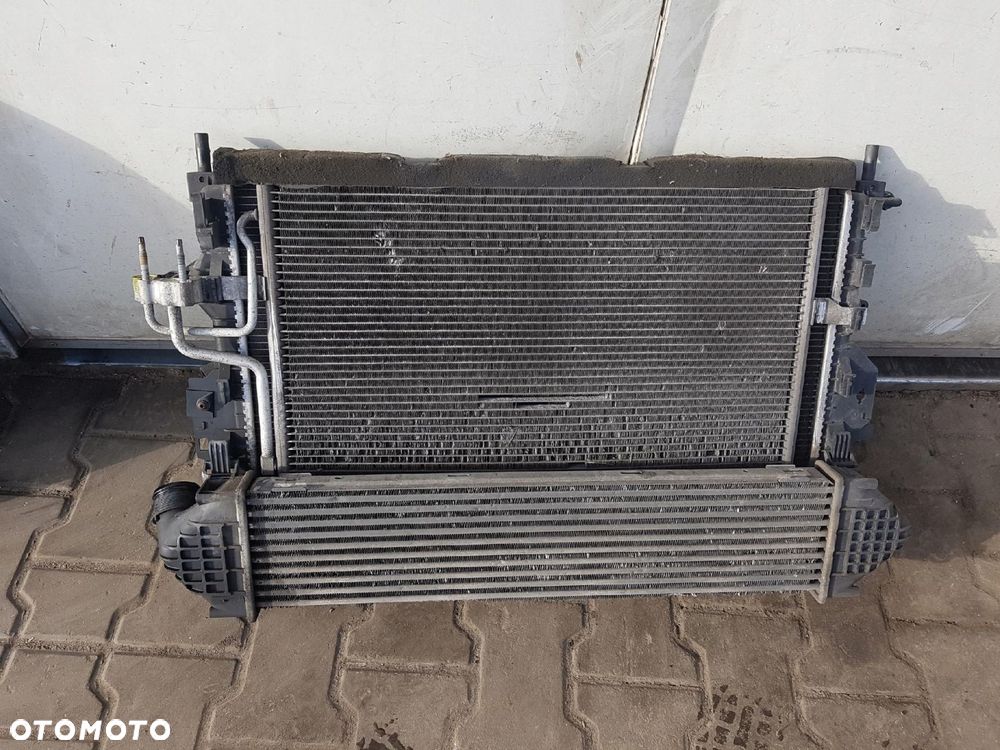 FORD KUGA MK1 08-12r 2.0 TDCI CHŁODNICE WENTYLATOR - 1