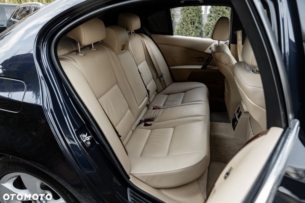BMW Seria 5 530i - 20