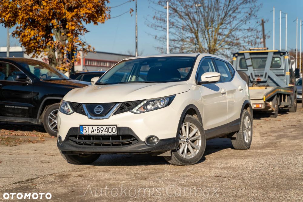 Nissan Qashqai - 1