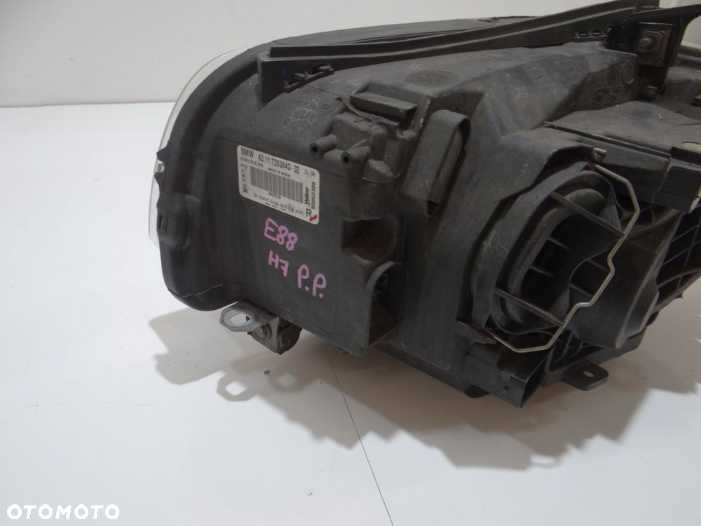 LAMPA PRAWA PRZEDNIA BMW E88 OE 7263642 - 6