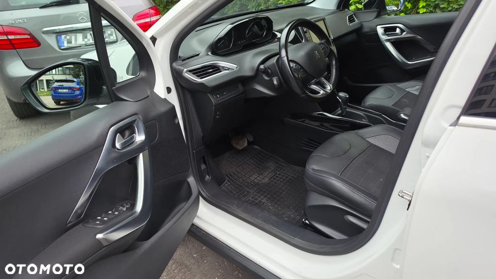 Peugeot 2008 - 5