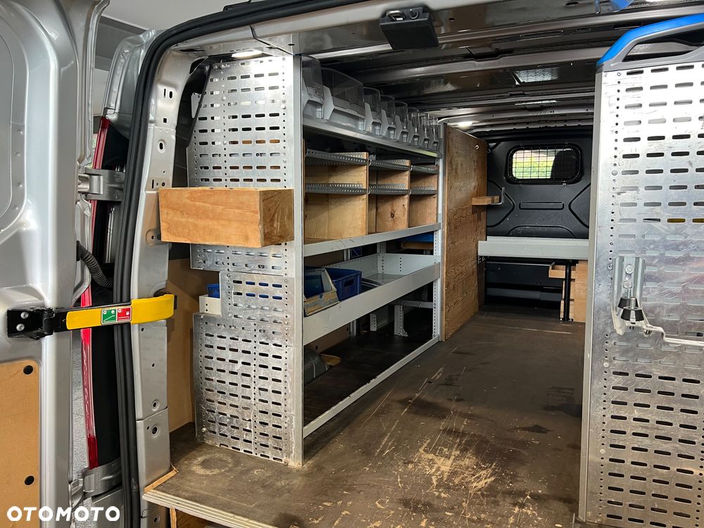 Ford Transit Custom - 16