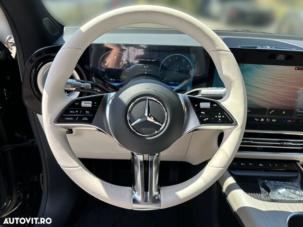 Mercedes-Benz GLB 220 4MATIC - 10