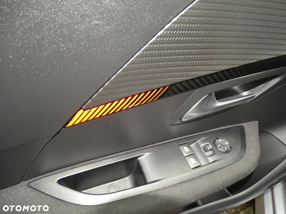 Peugeot 208 PureTech 75 Allure - 20