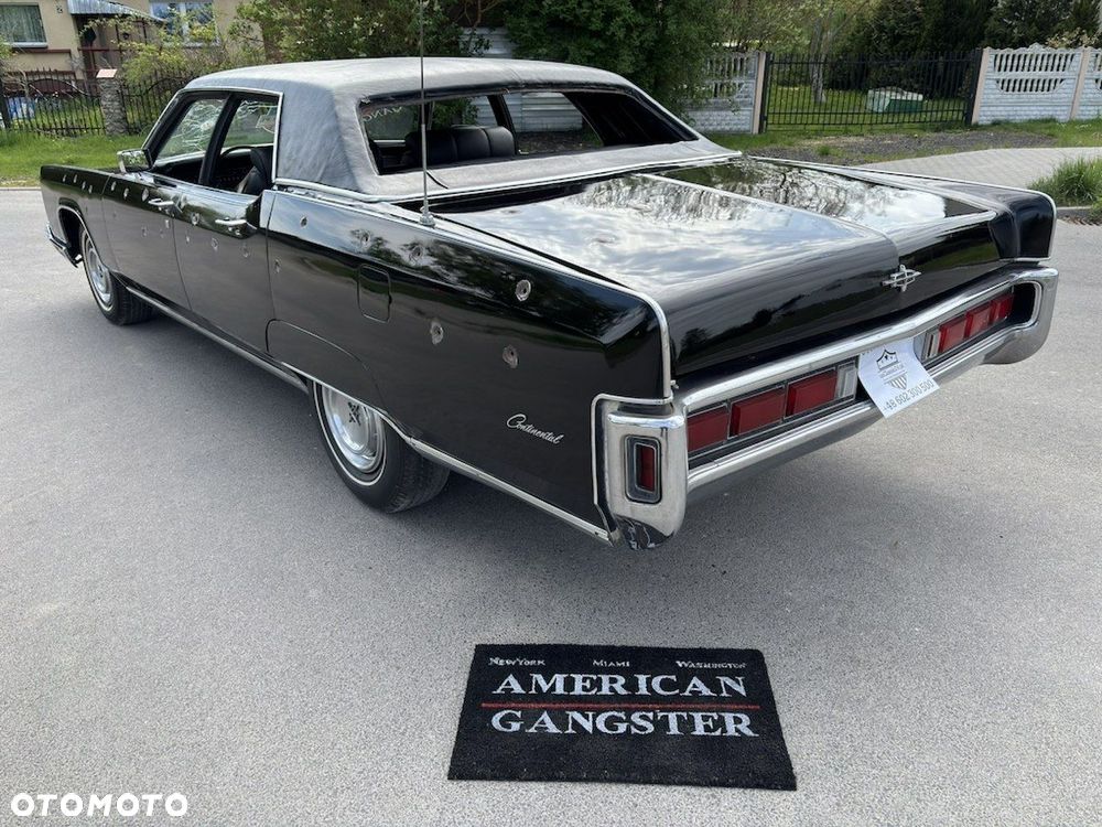 Lincoln Continental - 6