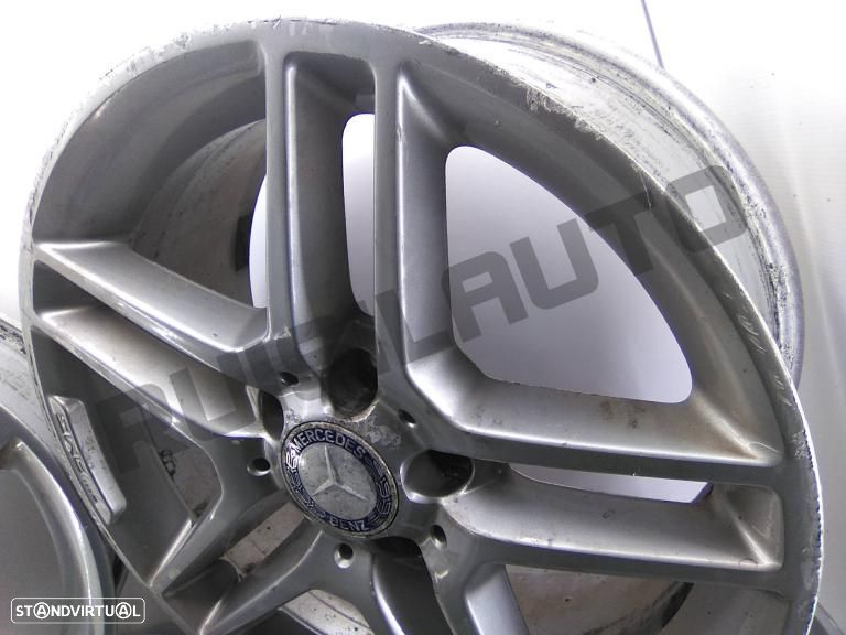 Conjunto Jantes Alumínio R17 A20440_12300 Mercedes C S204 Stati - 2