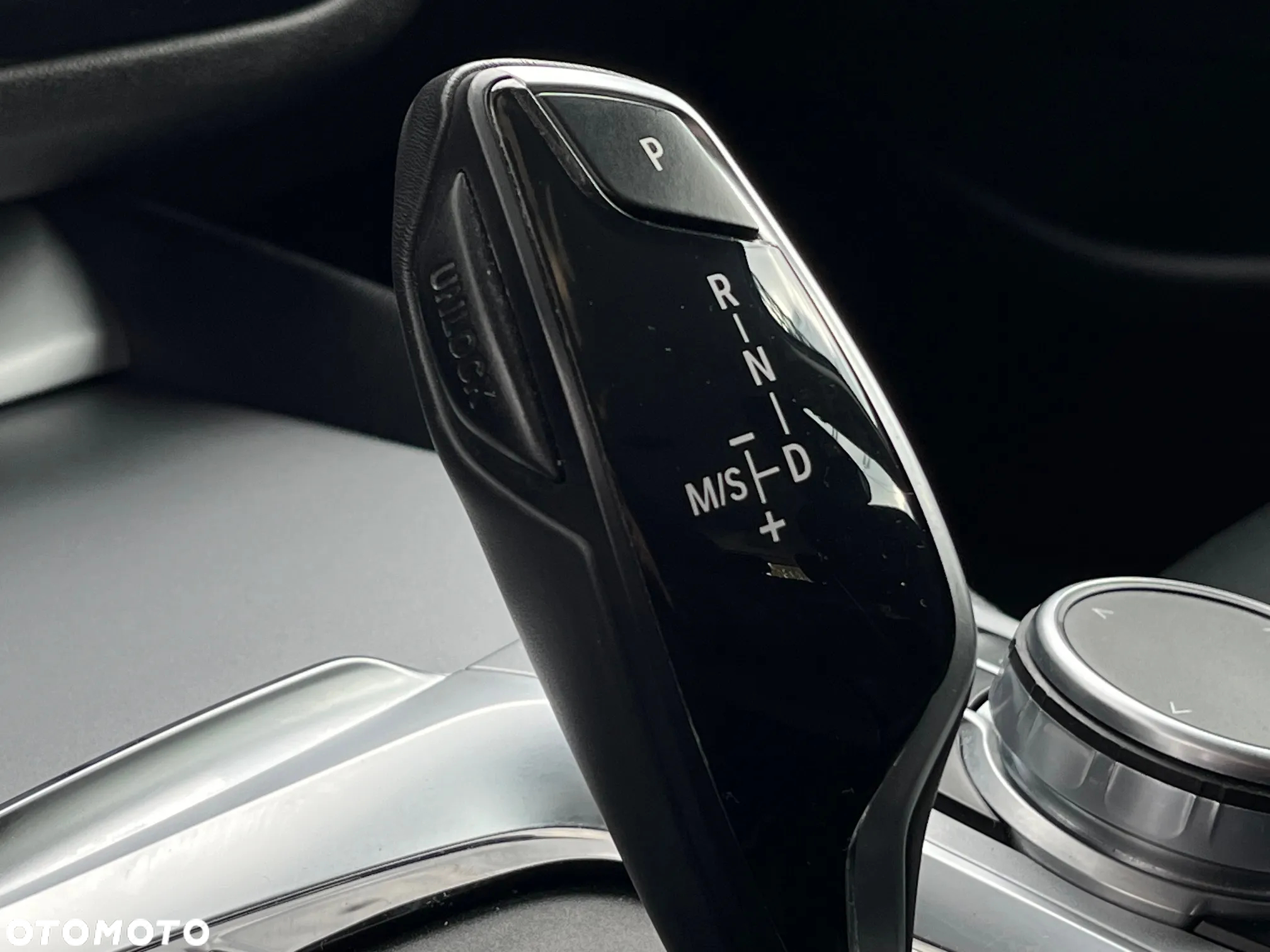 BMW Seria 5 520d xDrive Sport - 25