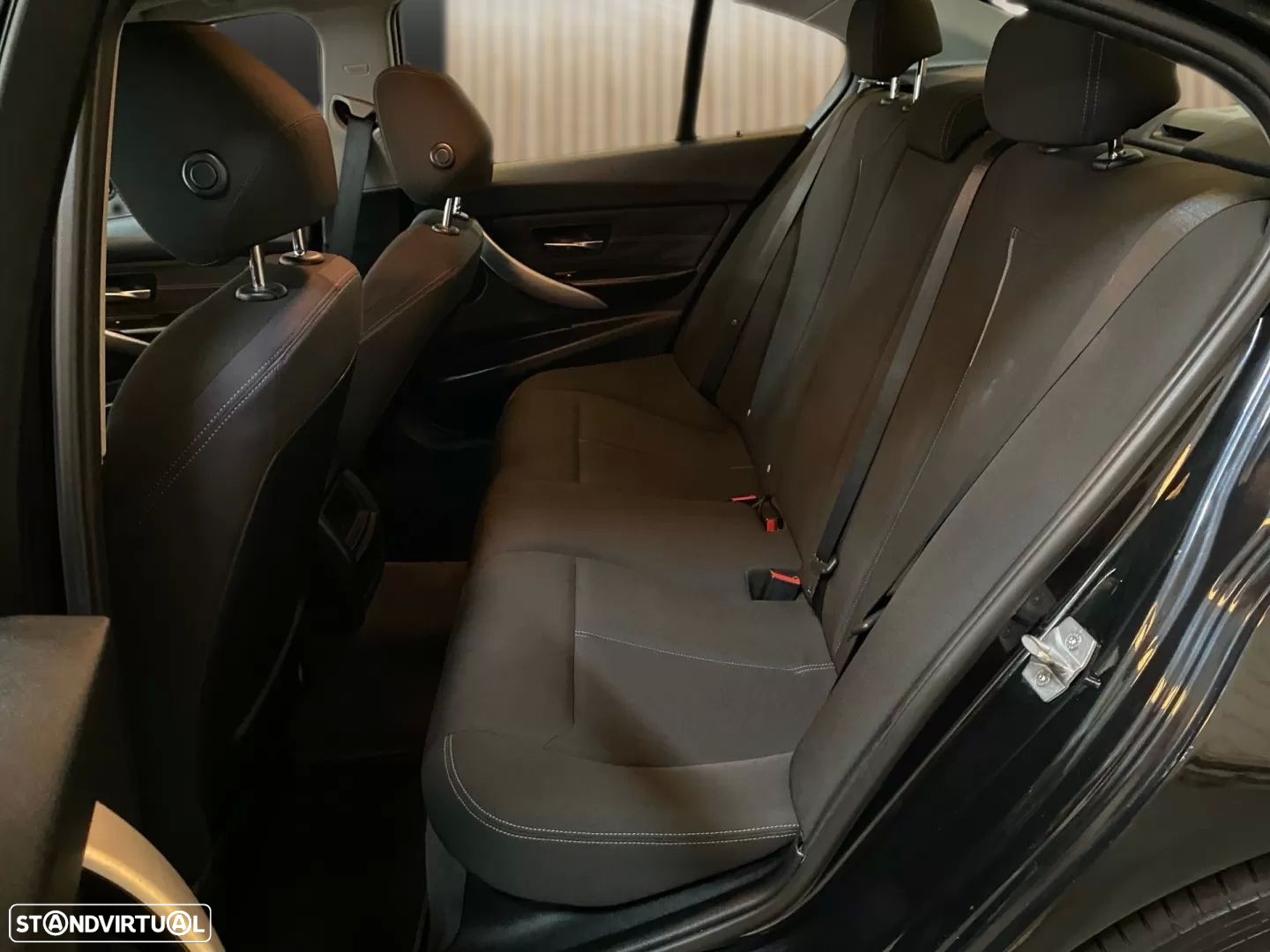 BMW 320 d Auto Line Sport - 18