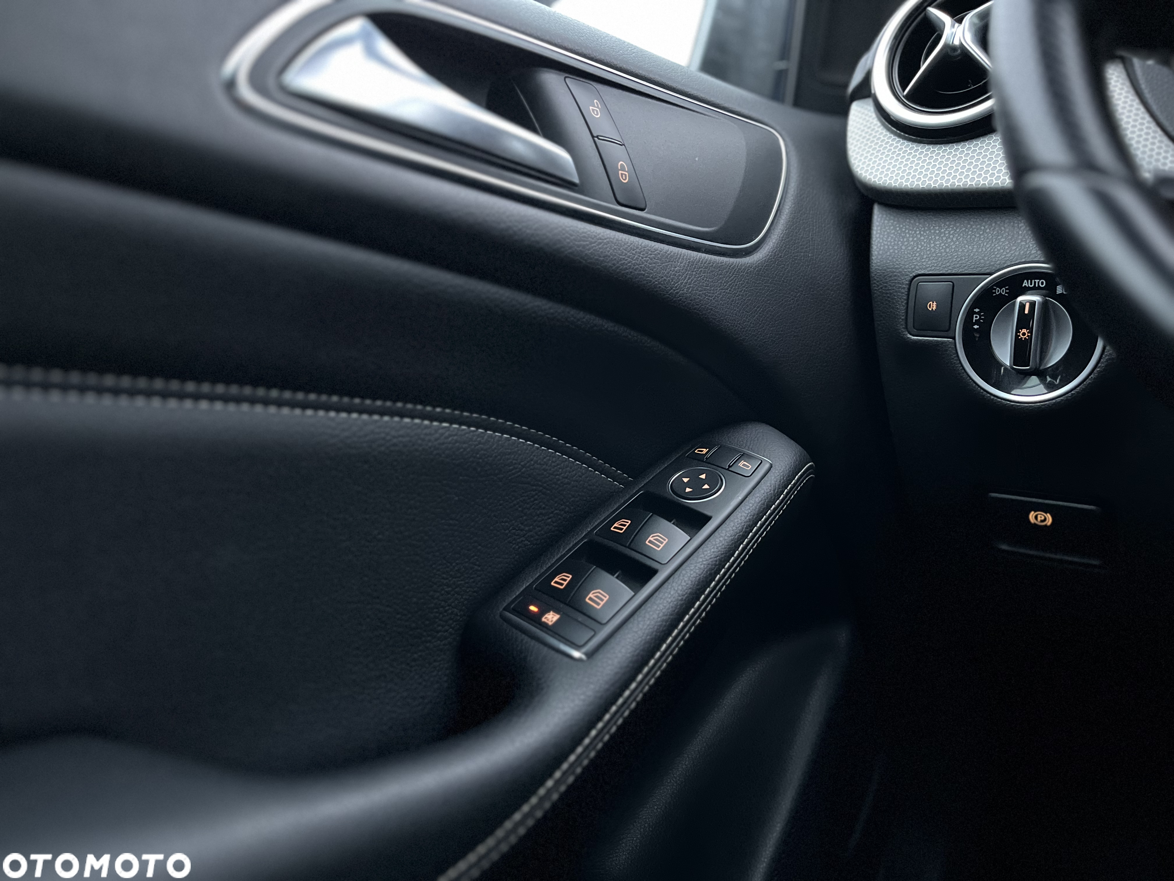 Mercedes-Benz Klasa B 200 CDI (BlueEFFICIENCY) 7G-DCT - 14