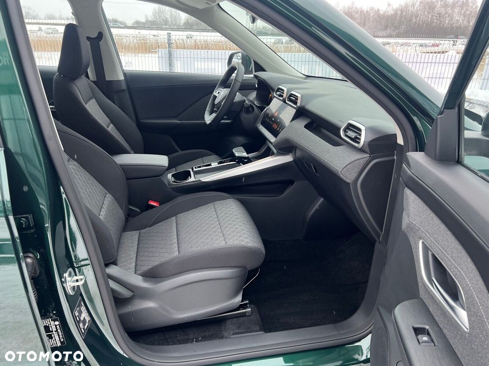 MG ZS Hybrid+ - 26
