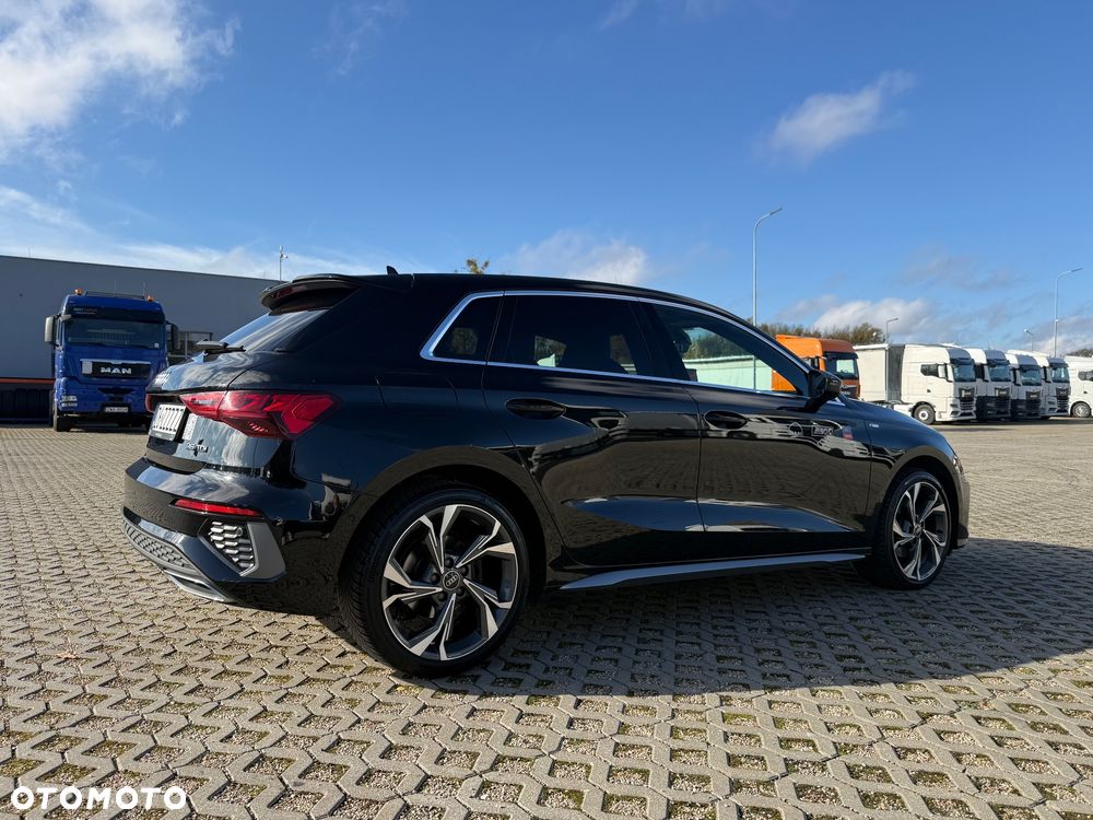 Audi A3 Sportback - 3