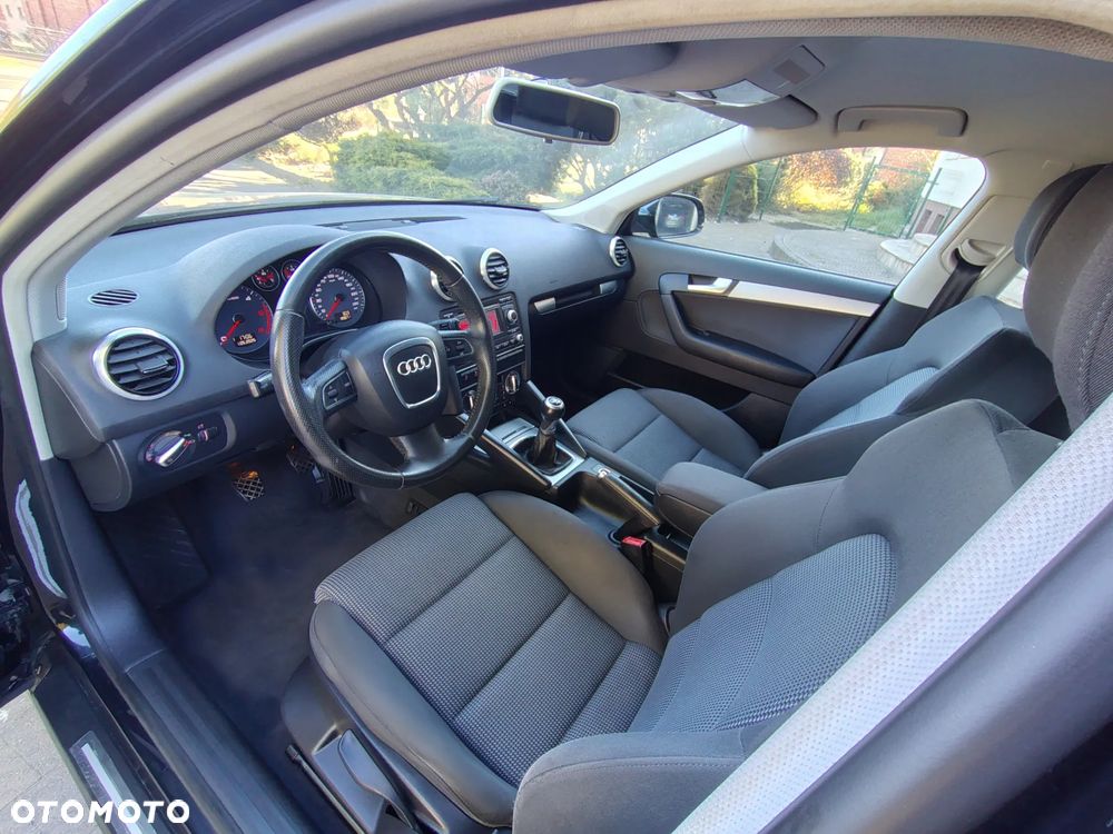 Audi A3 Sportback 2.0 TDI Ambition - 13