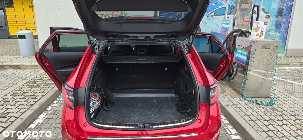 Toyota Corolla 2.0 Hybrid GR Sport - 10