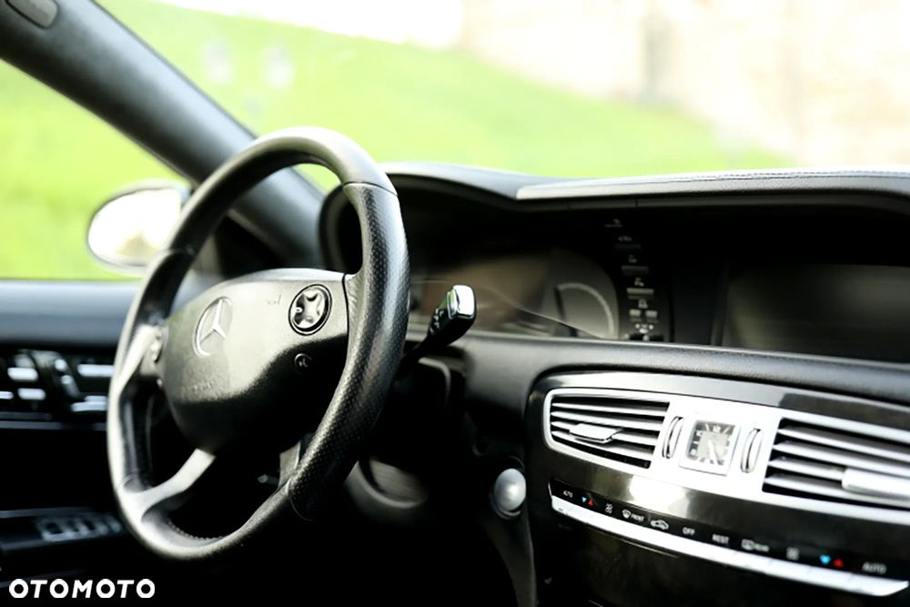 Mercedes-Benz CL 63 AMG - 8