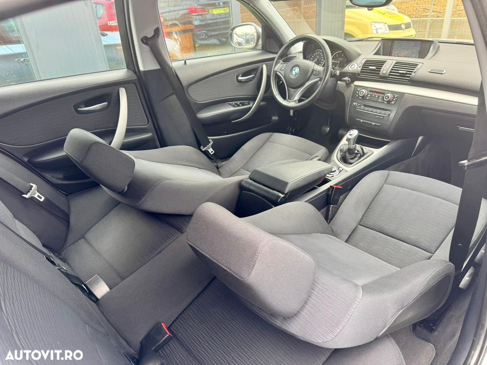 BMW Seria 1 116d Sport Line - 25