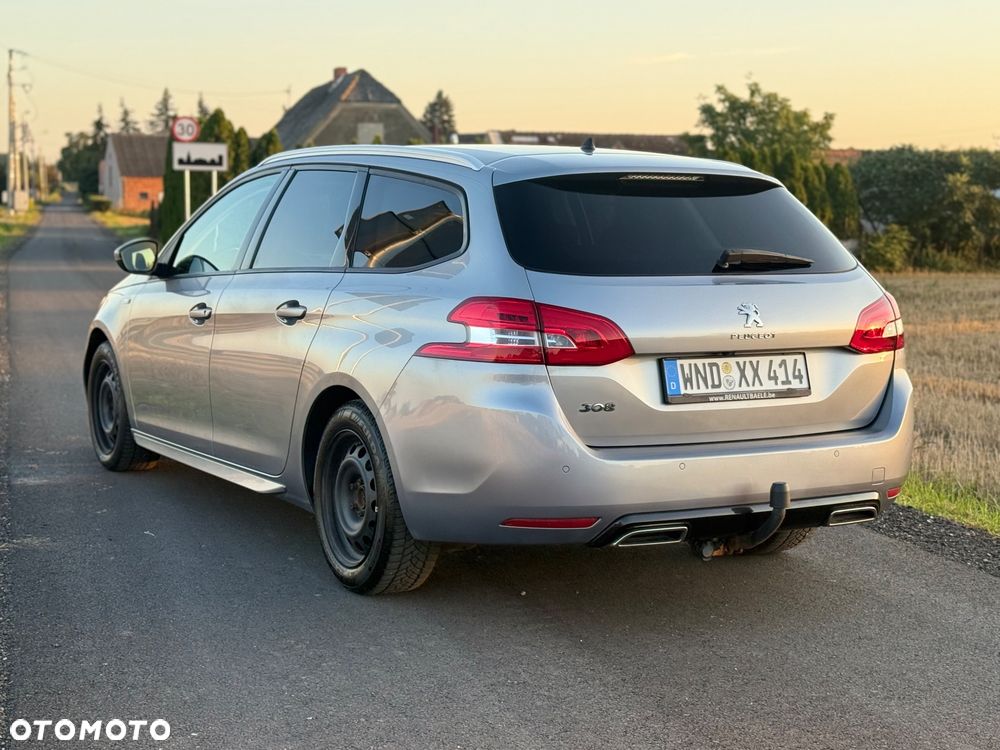 Peugeot 308 - 7