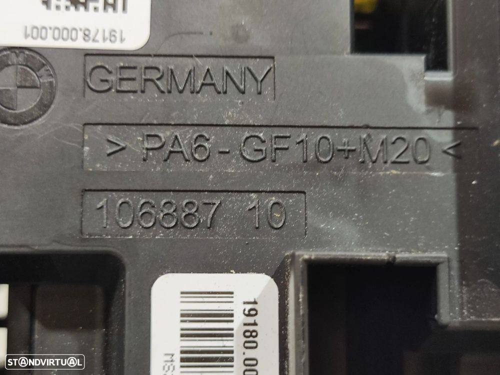 CAIXA FUSIVEIS BMW SERIE 1 F21 61149261111 9261111 TAMPA CAIXA FUSIVEIS PAINEL COMANDO CONTROLO - 9