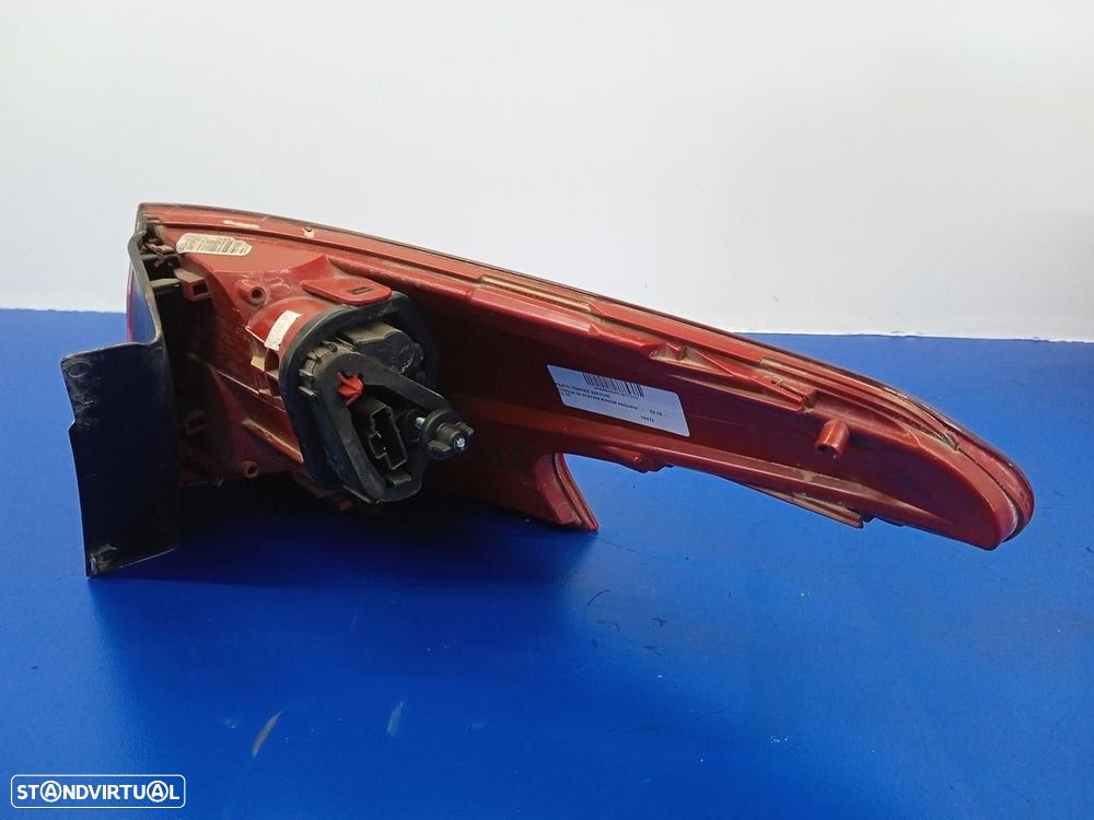 FAROLIM TRASEIRO ESQUERDO CITROEN C5 III BREAK 2010 -RHR - 8