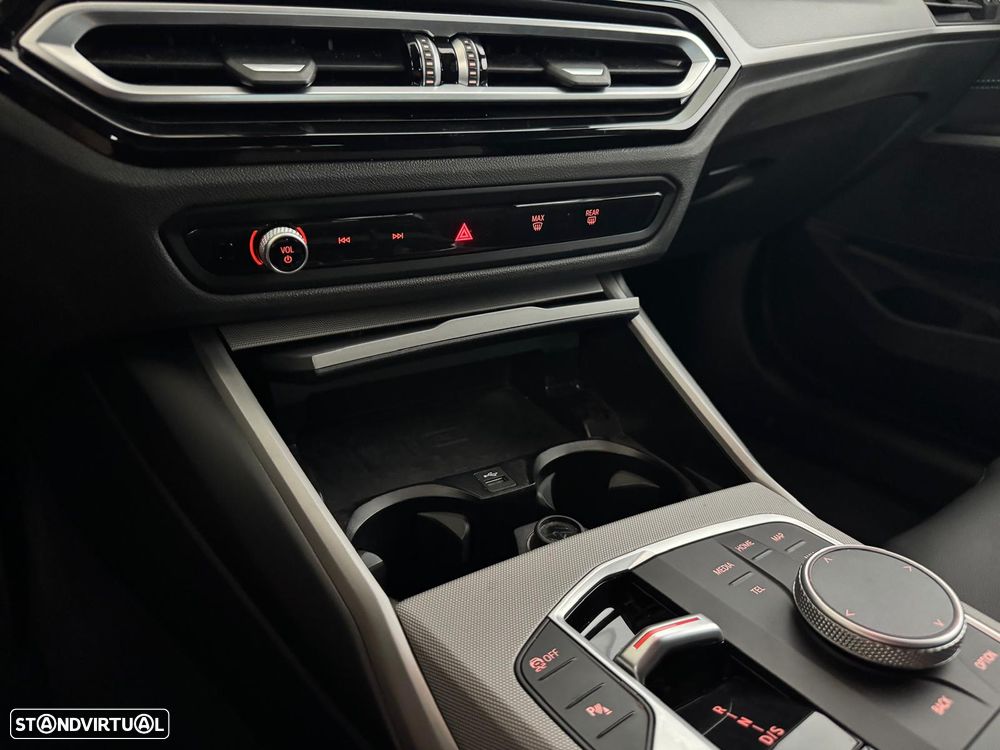 BMW 320 d xDrive Pack M Auto - 28