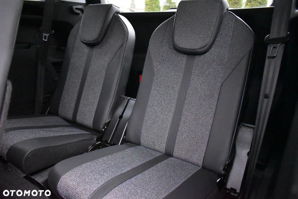 Peugeot 5008 1.5 BlueHDI Allure S&S EAT8 - 24