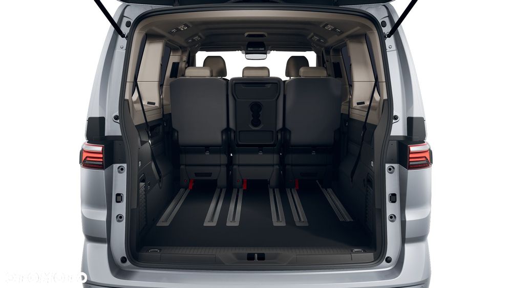 Volkswagen Multivan - 8