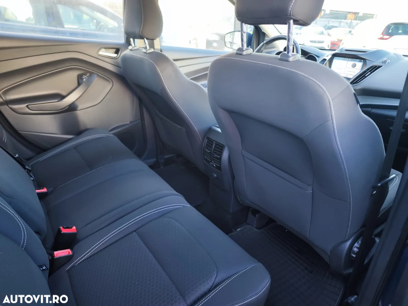 Ford Kuga 2.0 TDCi 4WD Powershift Trend - 13