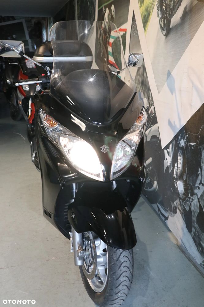 Suzuki Burgman - 3