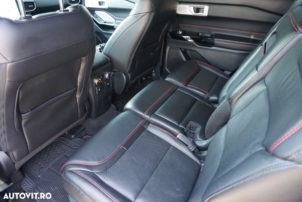 Ford Explorer 3.0 PHEV ST-Line - 25