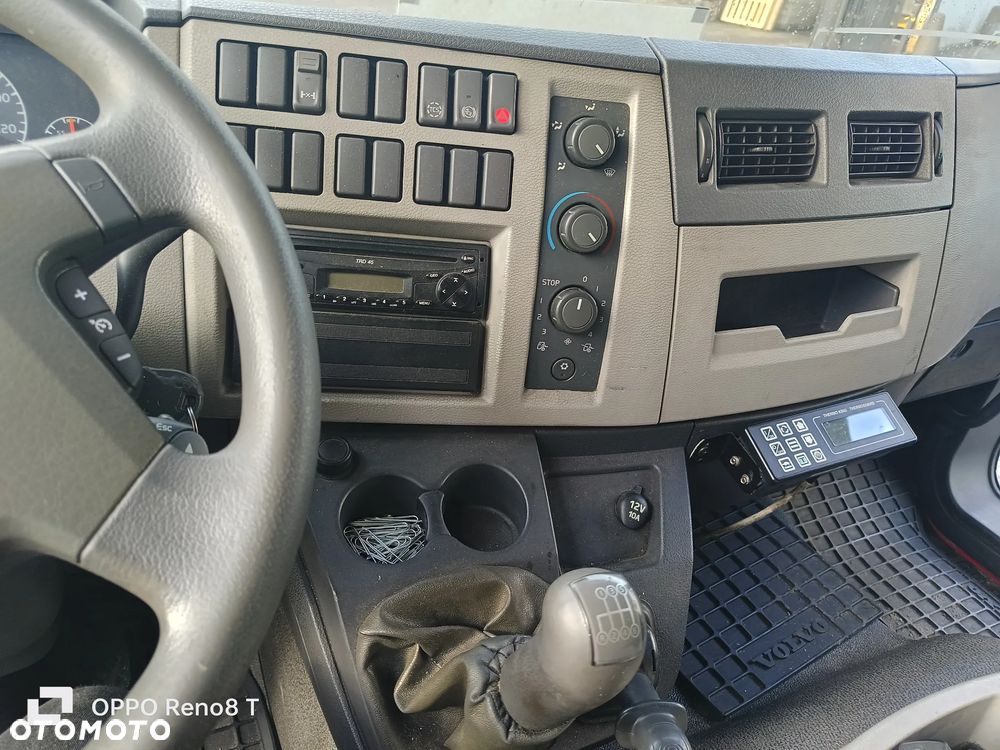 Volvo FL - 7