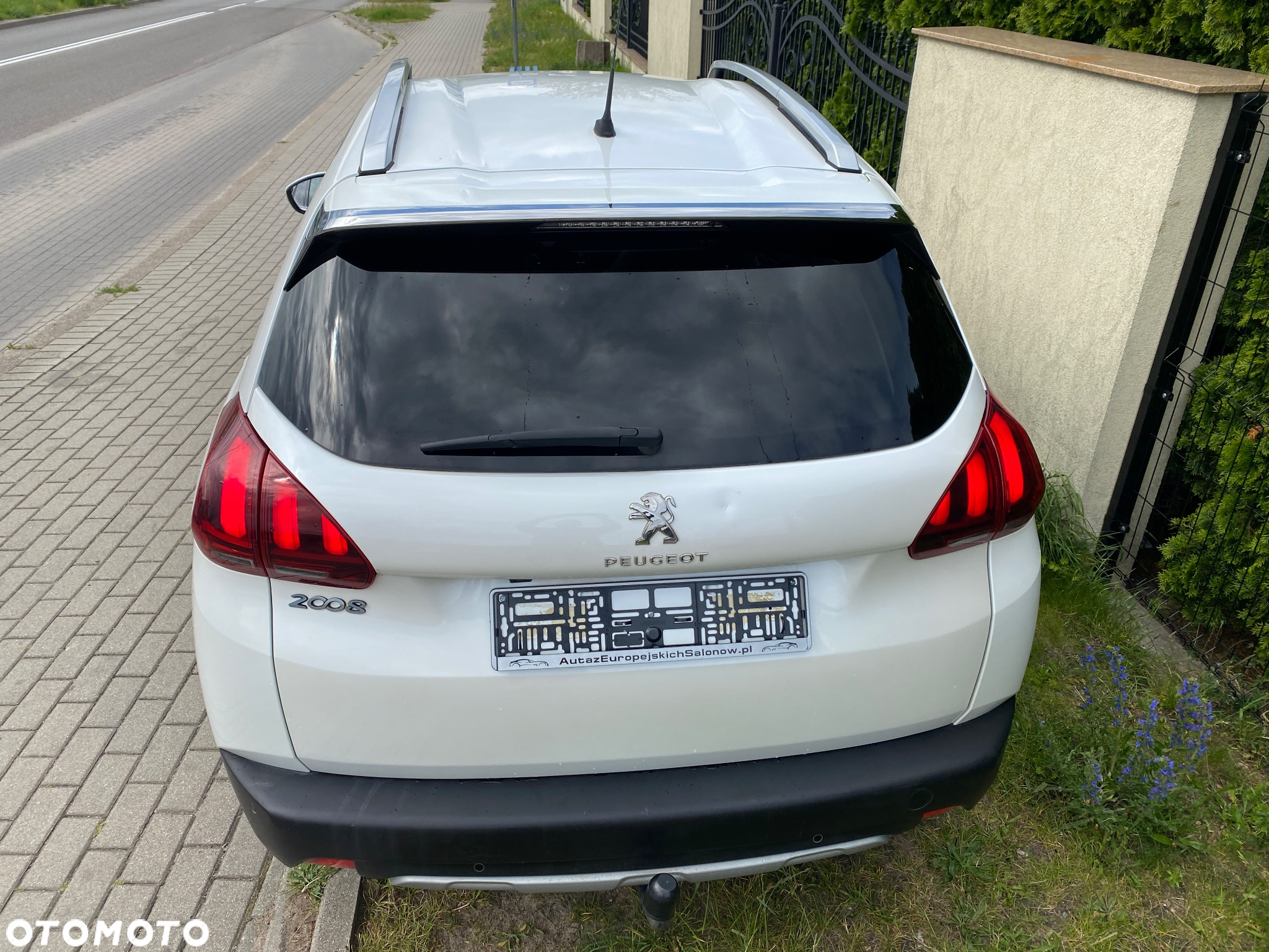 Peugeot 2008 1.2 Pure Tech Active S&S EAT6 - 13