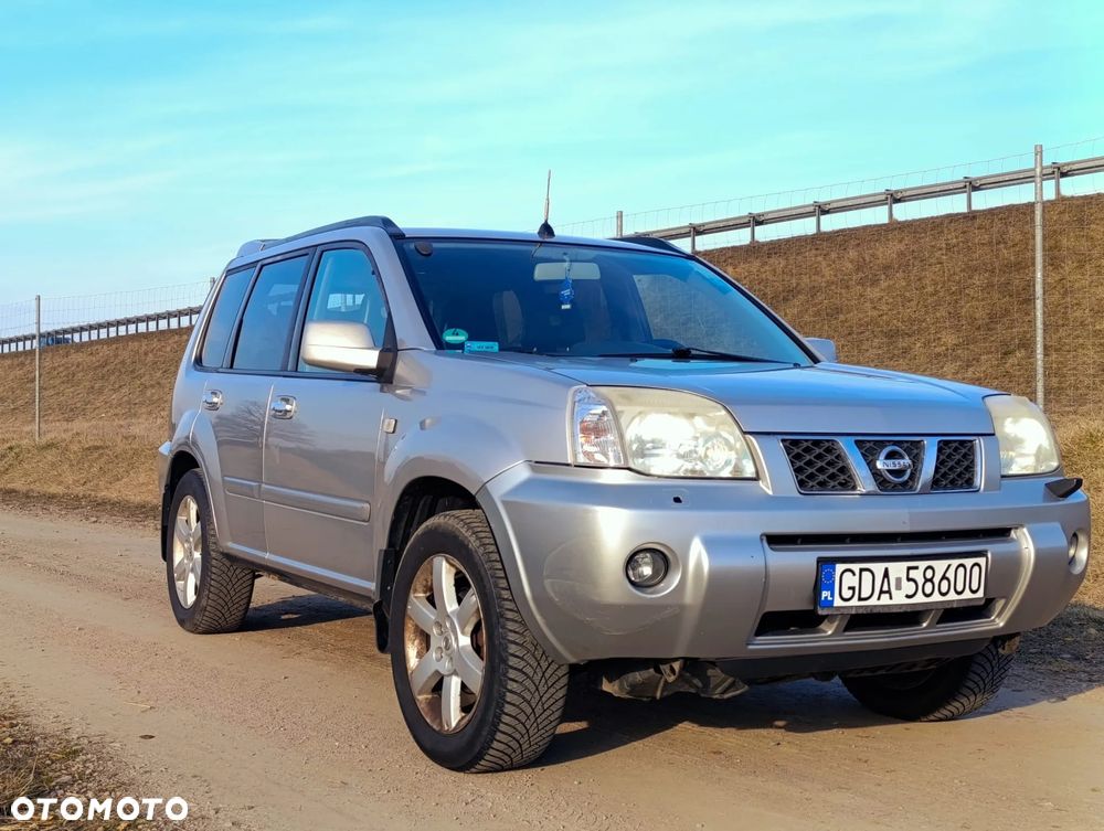 Nissan X-Trail 2.5 Sport - 3