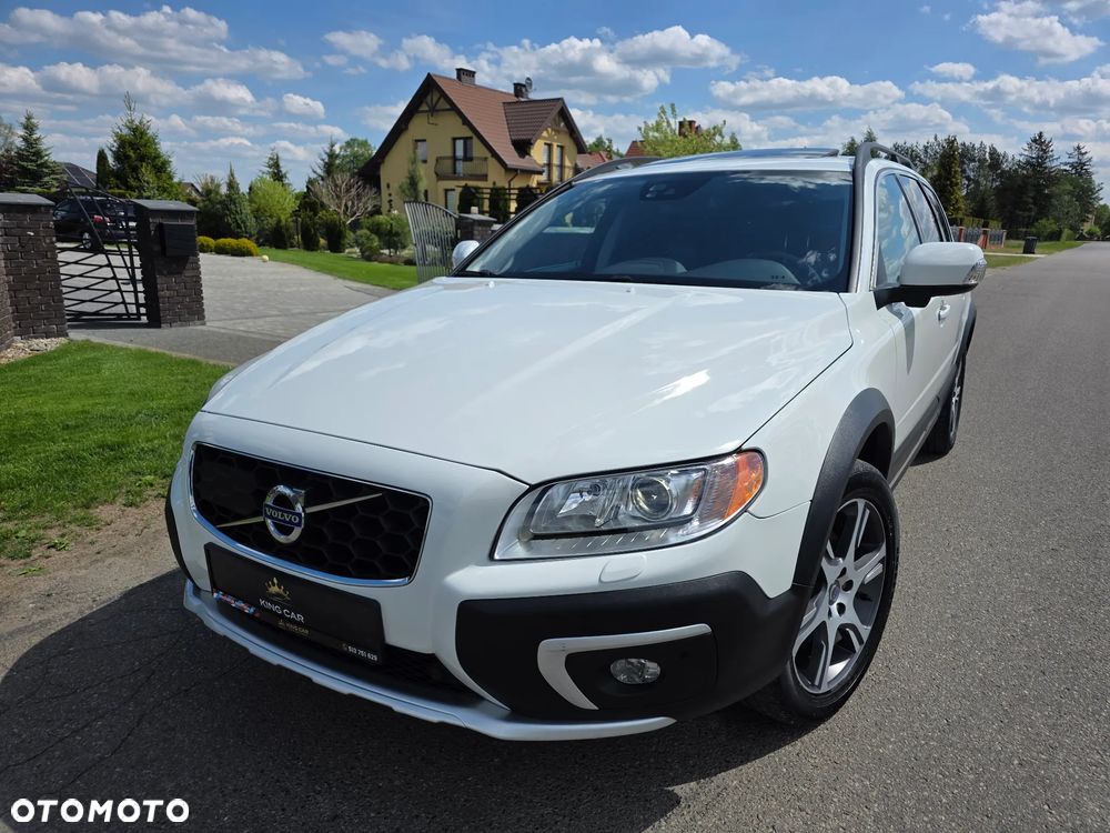 Volvo XC 70 D5 AWD Summum - 1