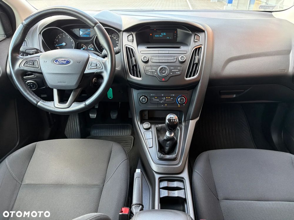 Ford Focus - 12