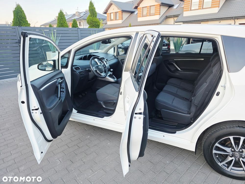 Toyota Verso 1.6 D-4D Premium - 12