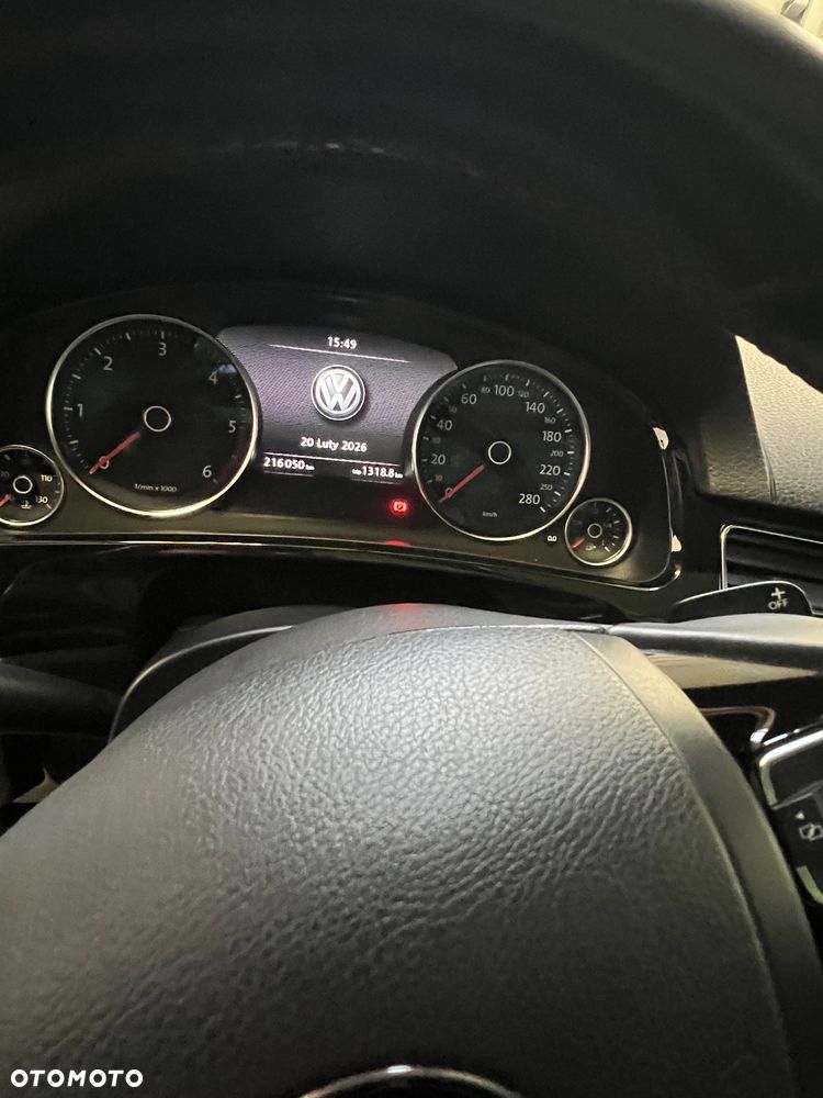 Volkswagen Touareg 3.0 V6 TDI BMT R-Style - 24