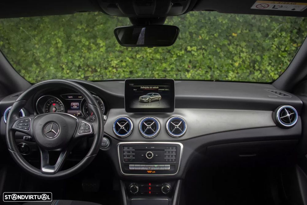 Mercedes-Benz CLA 200 Shooting Brake AMG Line Aut. - 14