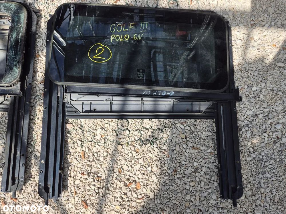VOLKSWAGEN / AUDI SZYBERDACH / SILNICZEK 1H0959731 /  GOLF III - 13