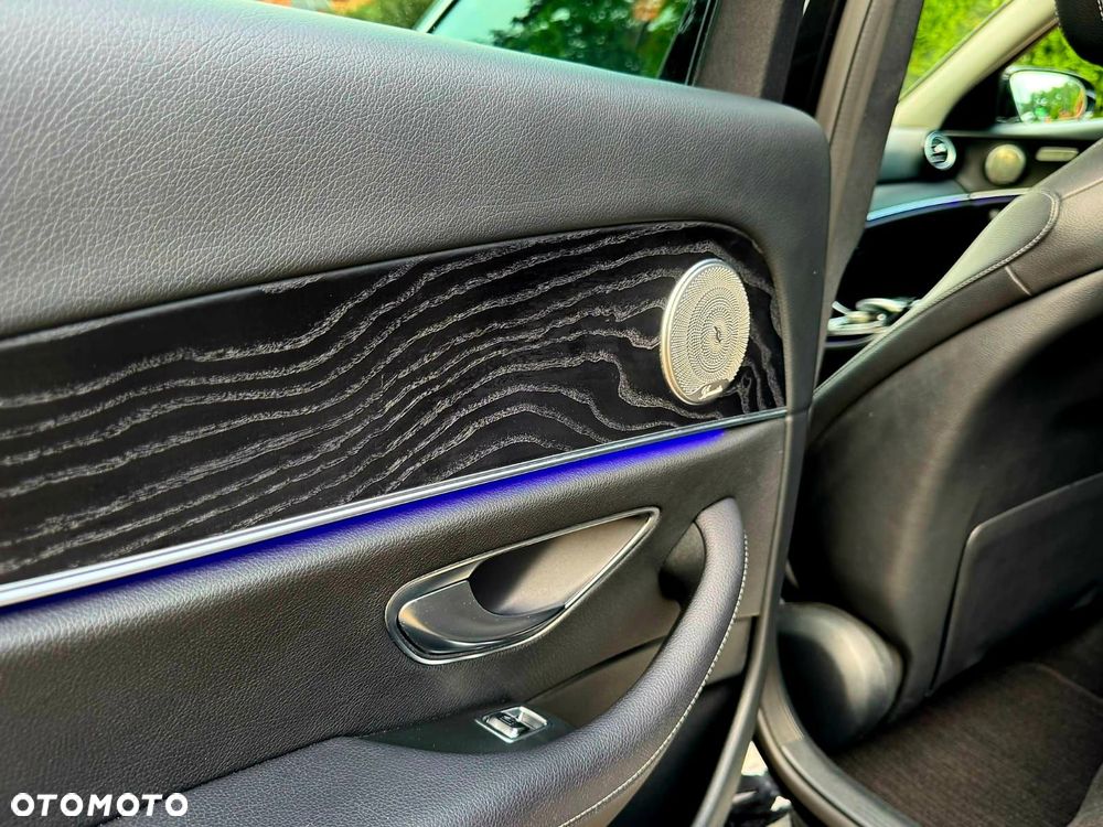 Mercedes-Benz Klasa E 350 D 9G-TRONIC Avantgarde - 31