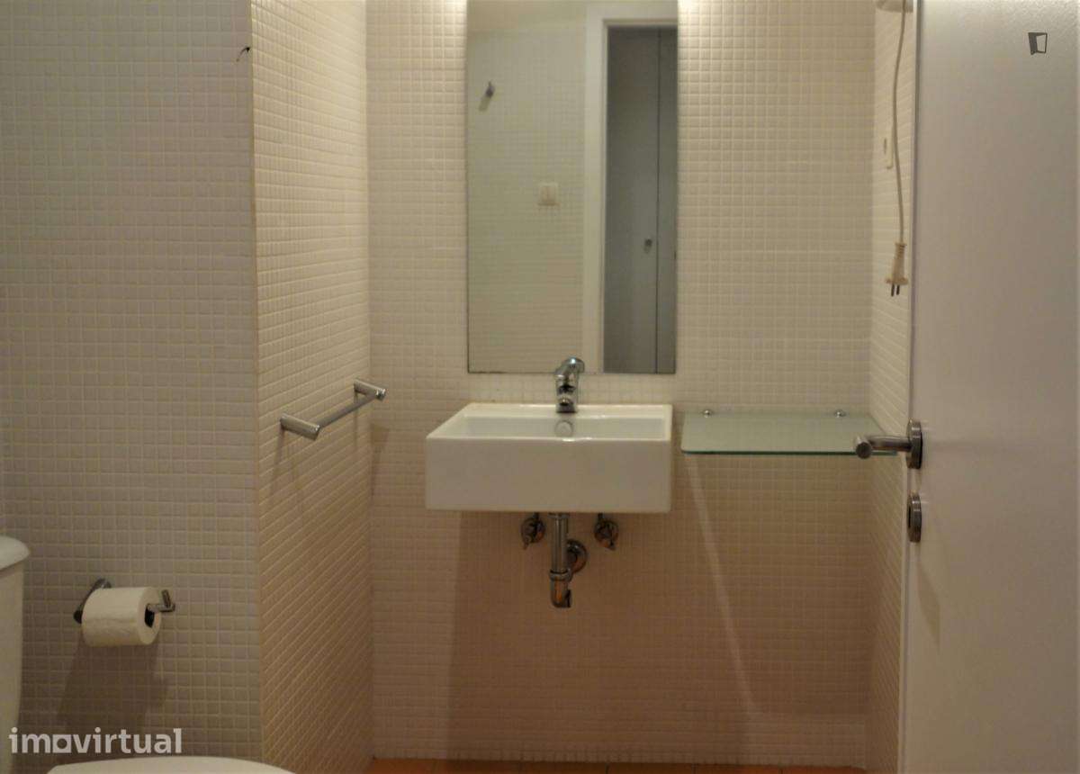 Apartamento com 2 quartos - localizado em Cedofeita Porto - Grande imagem: 2/21