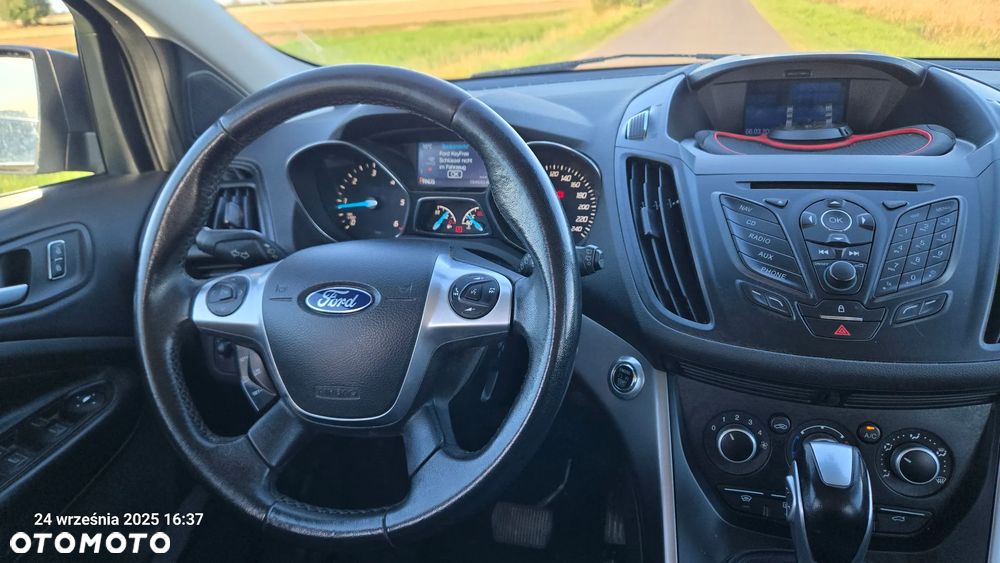 Ford Kuga - 40